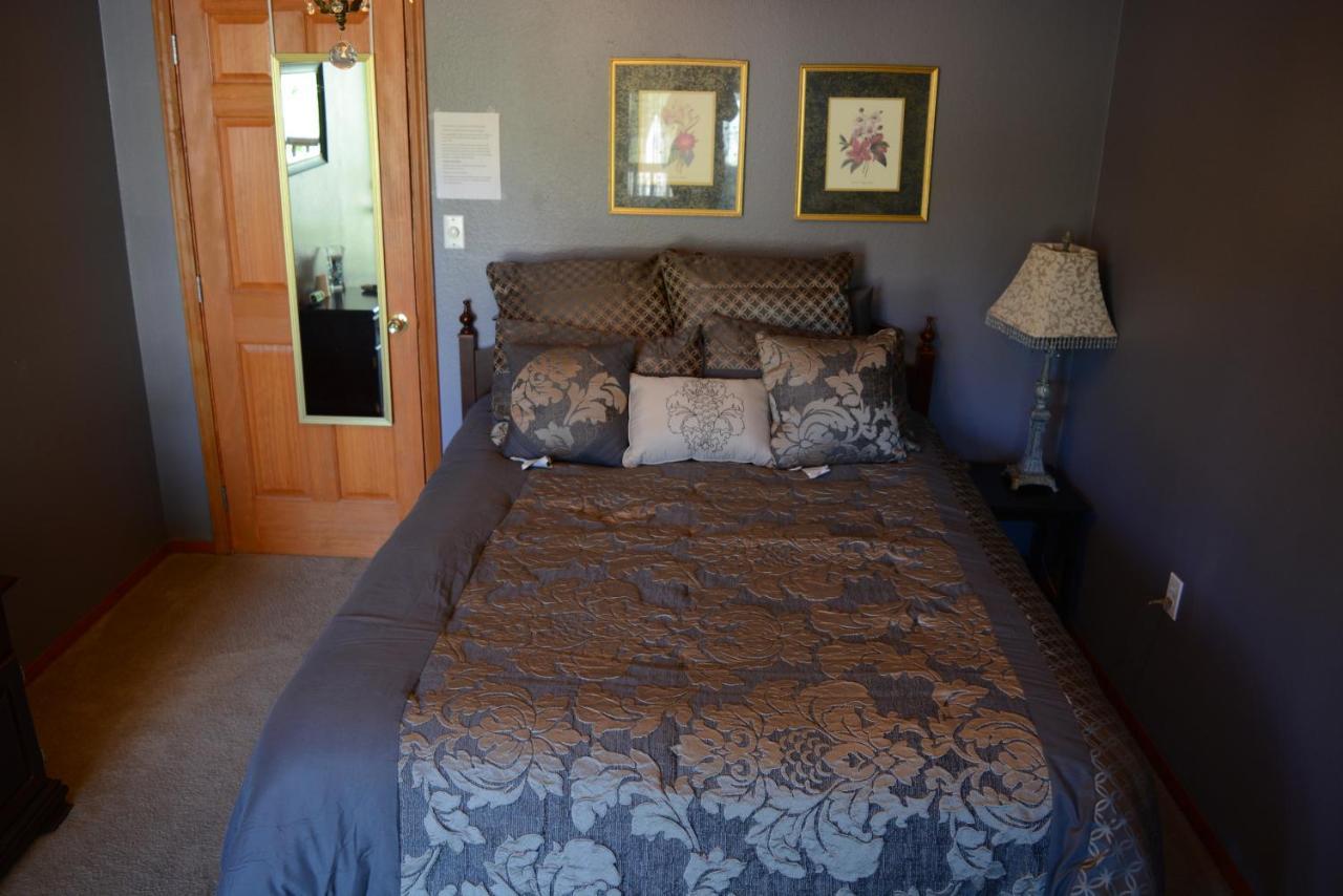 A Hyde Away Inn B&B Tok Exteriér fotografie